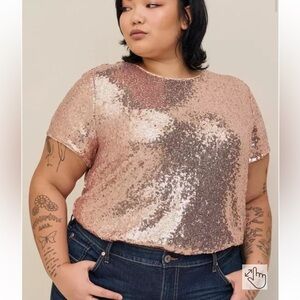 Torrid Plus Size Pink Champagne Abbey Sequin Top Size 2X Short Sleeve